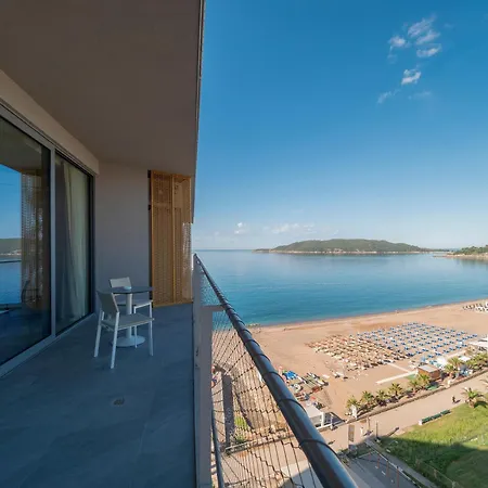 Sea Star 5* Budva