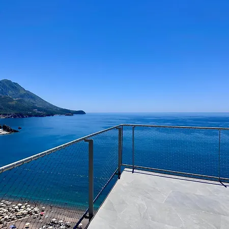 Sea Star 5* Budva